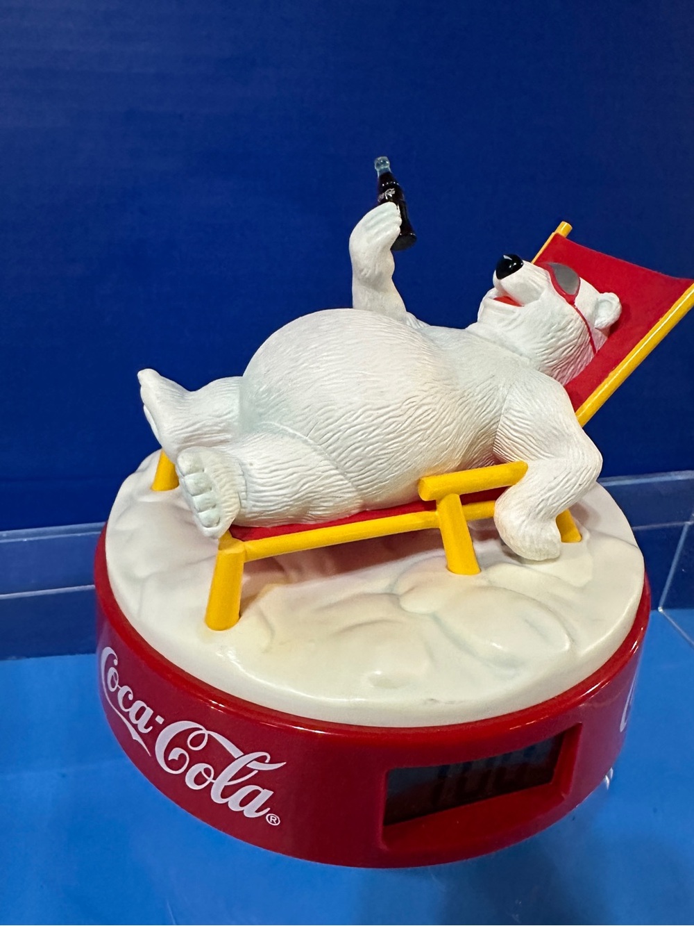 Coca-Cola Polar Bear Vintage 1996 Alarm Clock Lounging in Chair w/Coke Bottle